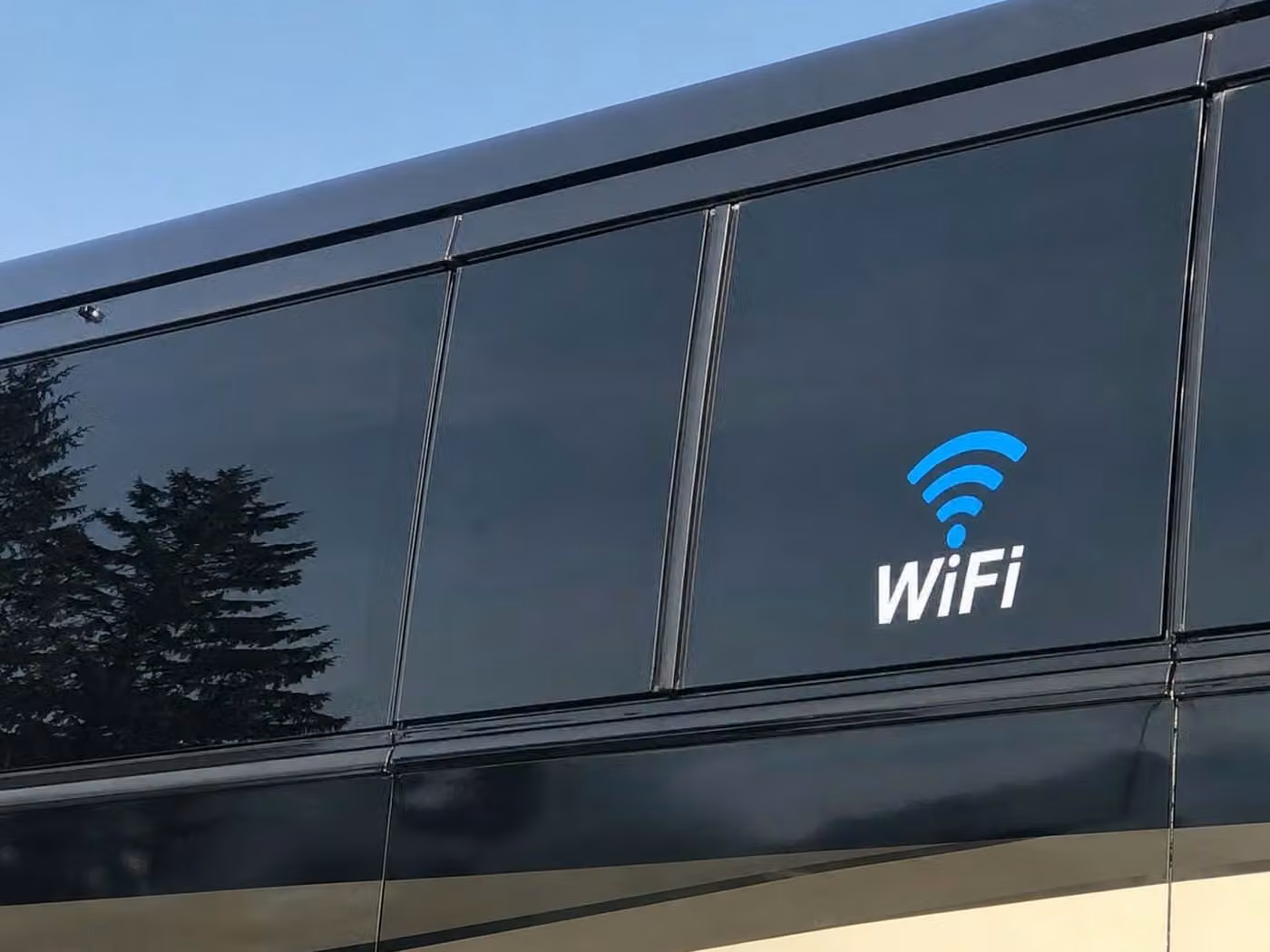 dover 25 passenger minibus wifi