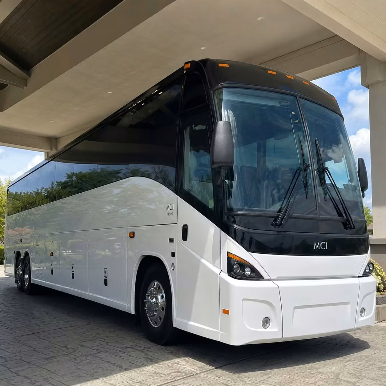 dover charter bus rentals for military training events