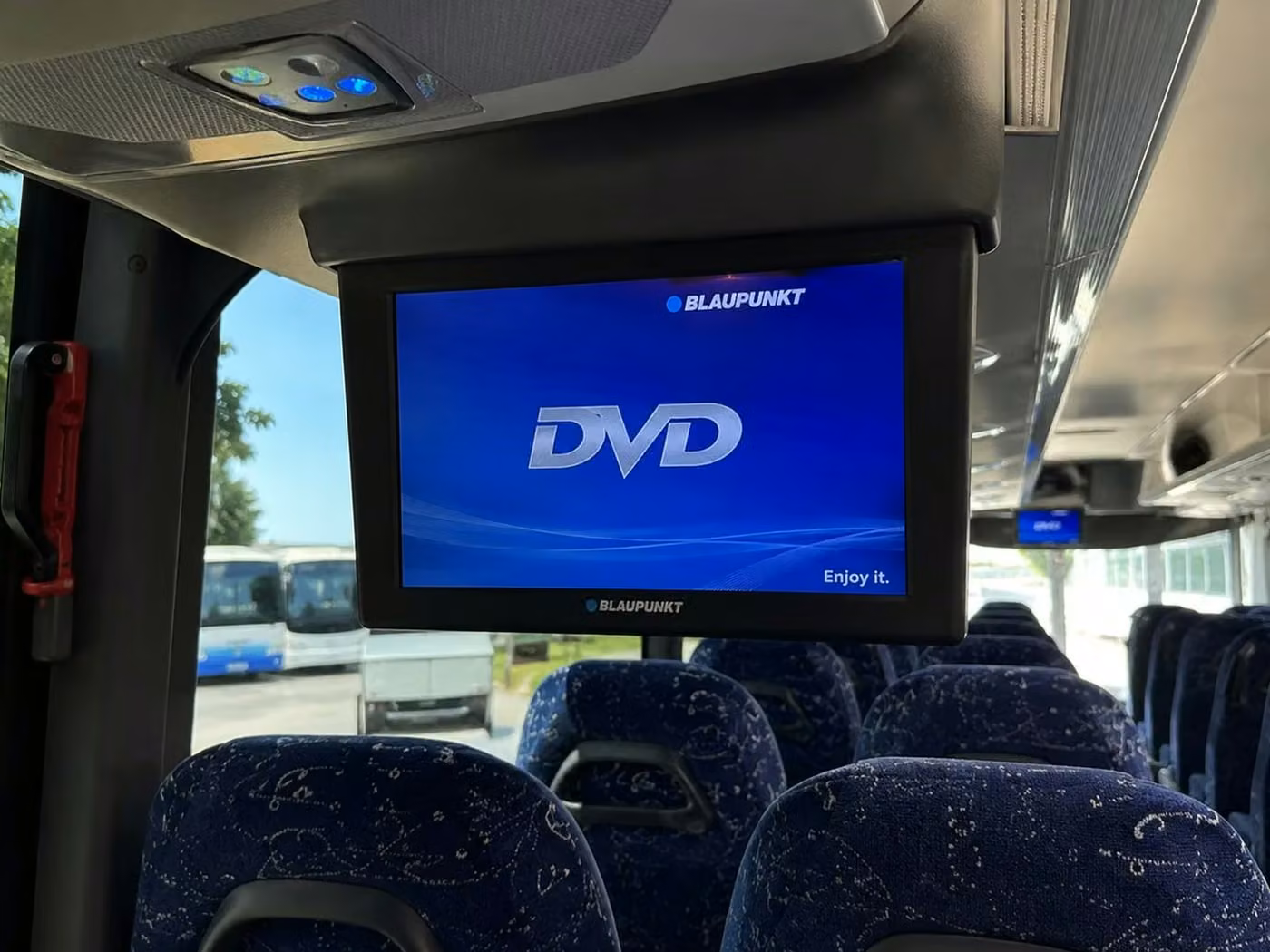 dover charter bus tv monitors