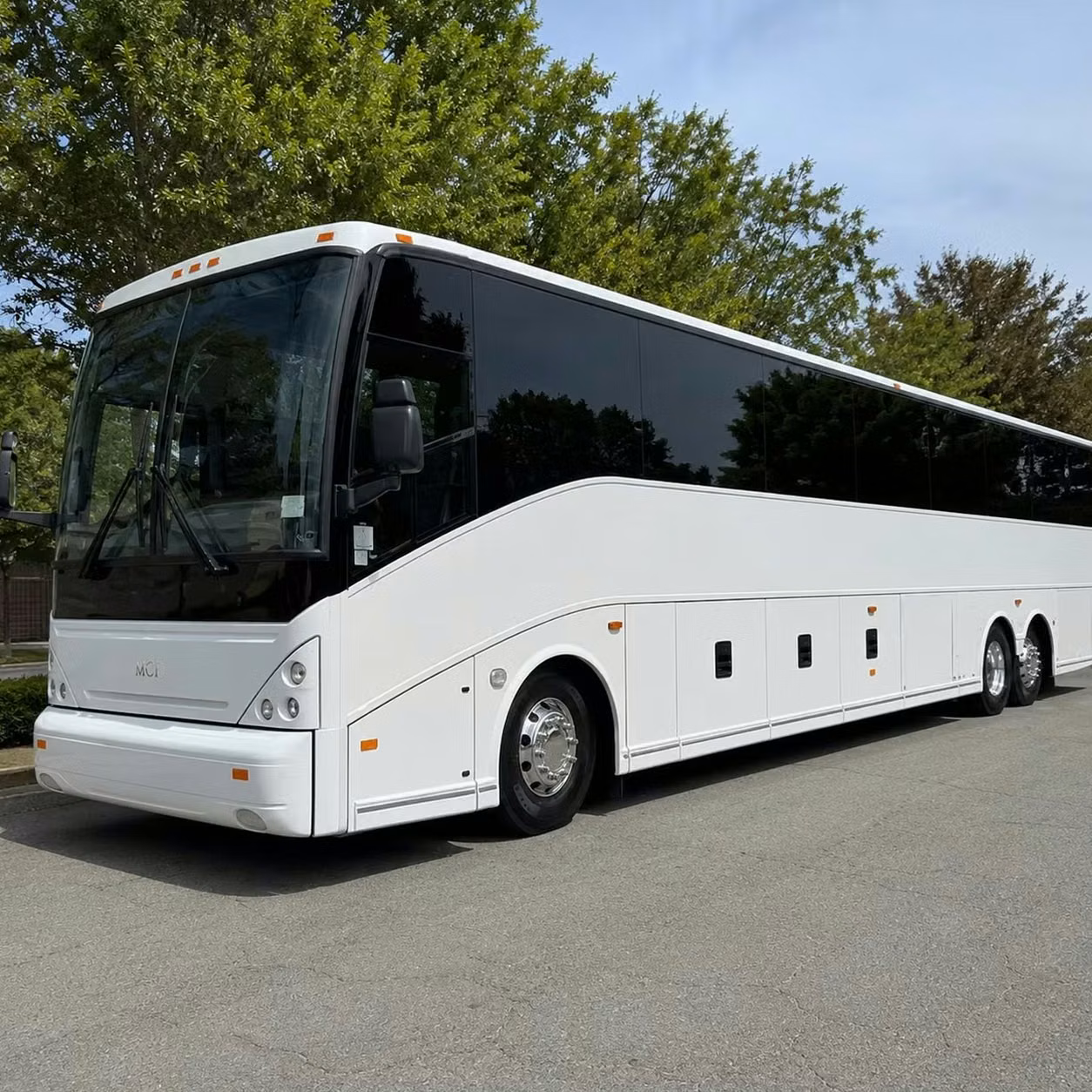 dover premium bus rentals for important meetings and vips
